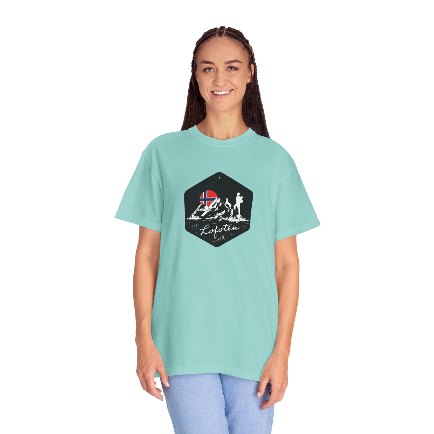 Nature Lover Unisex T-shirt - Lofoten Hiker Norway