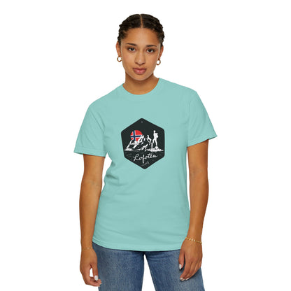 Nature Lover Unisex T-shirt - Lofoten Hiker Norway