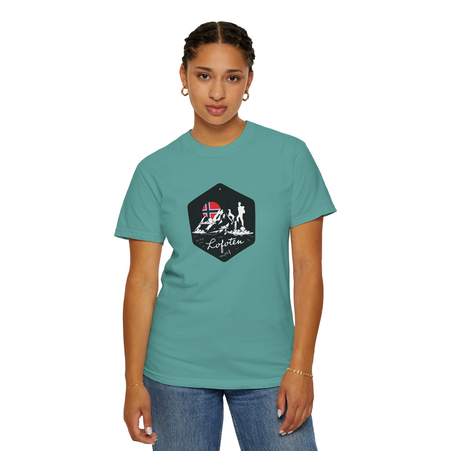 Nature Lover Unisex T-shirt - Lofoten Hiker Norway