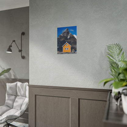 Yellow Cabin in Norway