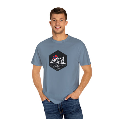 Nature Lover Unisex T-shirt - Lofoten Hiker Norway