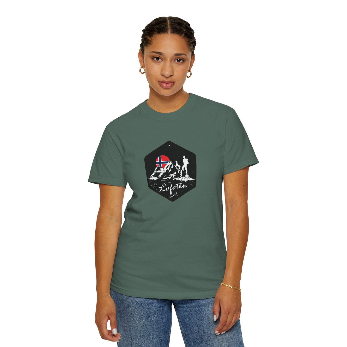 Nature Lover Unisex T-shirt - Lofoten Hiker Norway